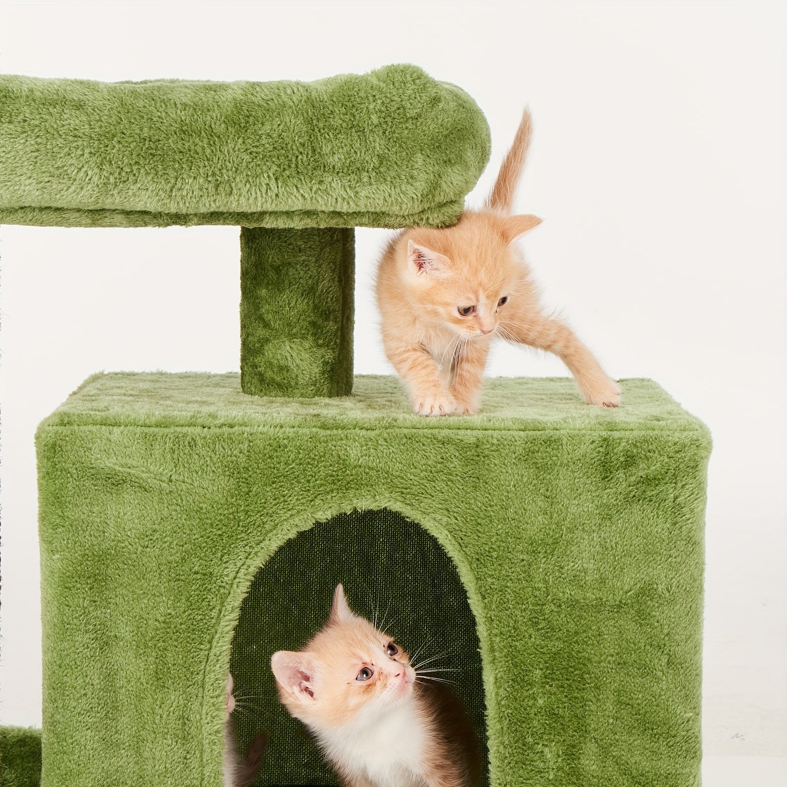 31.5" Cat Tree For Indoor Cats, Cat Tower With Cat Condo, Hanging Ball, Srcathing Post, Green